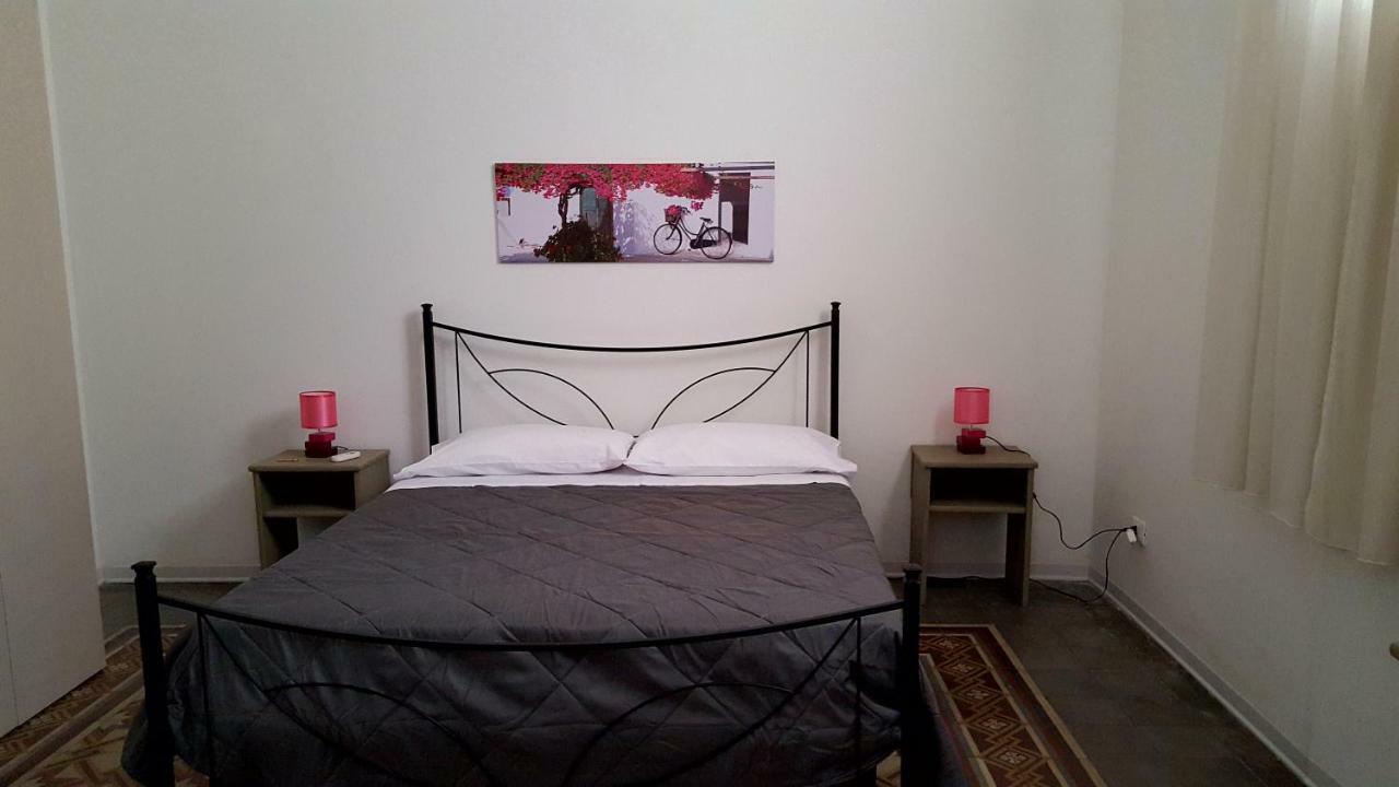 Rest And Go Bed & Breakfast Palermo Exterior foto