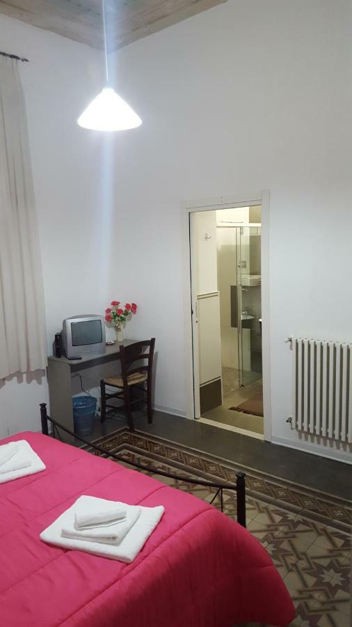 Rest And Go Bed & Breakfast Palermo Exterior foto