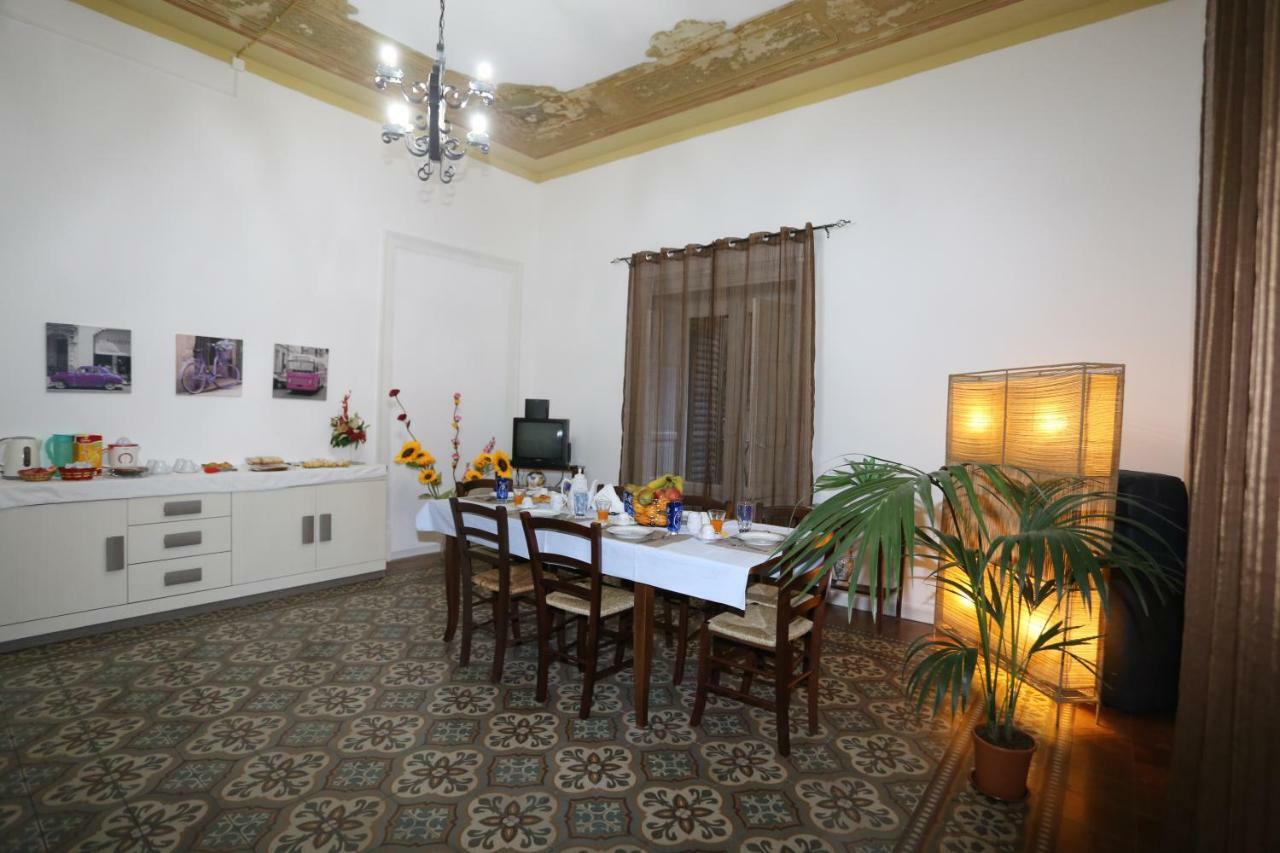 Rest And Go Bed & Breakfast Palermo Exterior foto