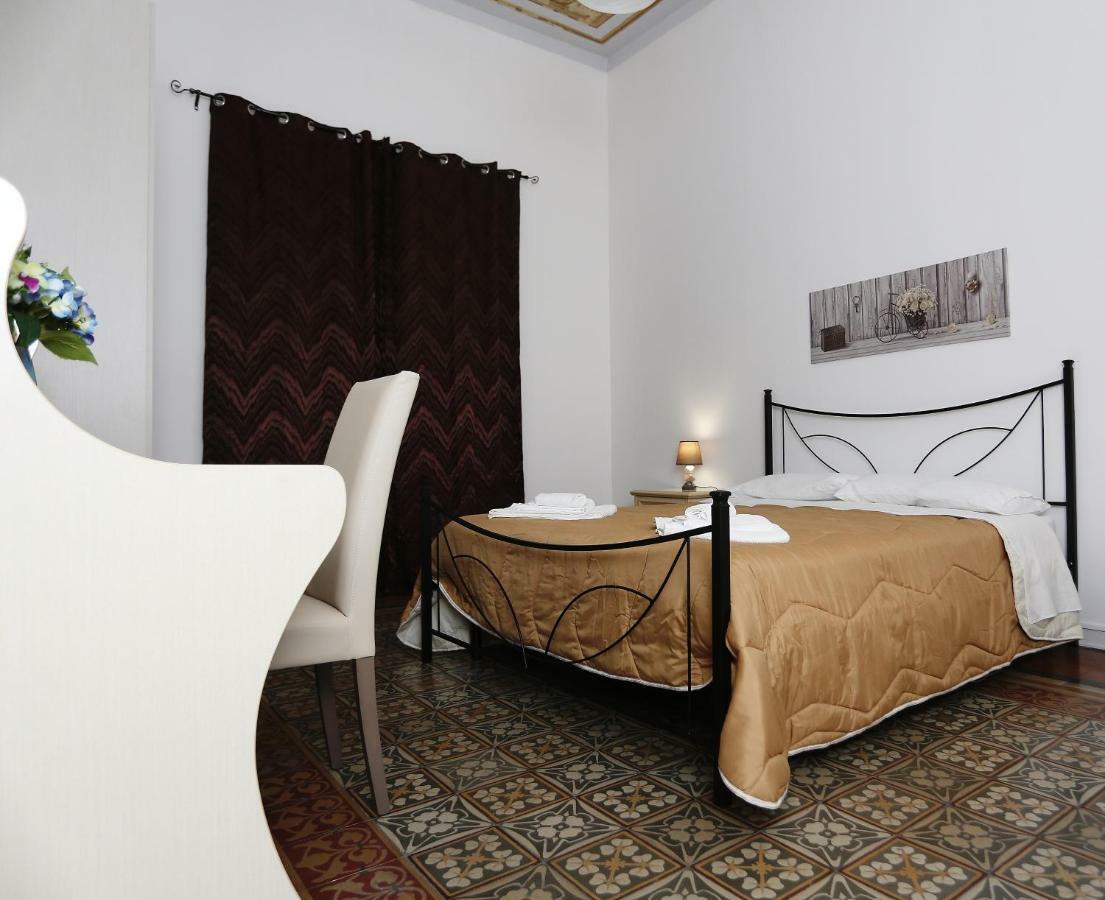 Rest And Go Bed & Breakfast Palermo Exterior foto