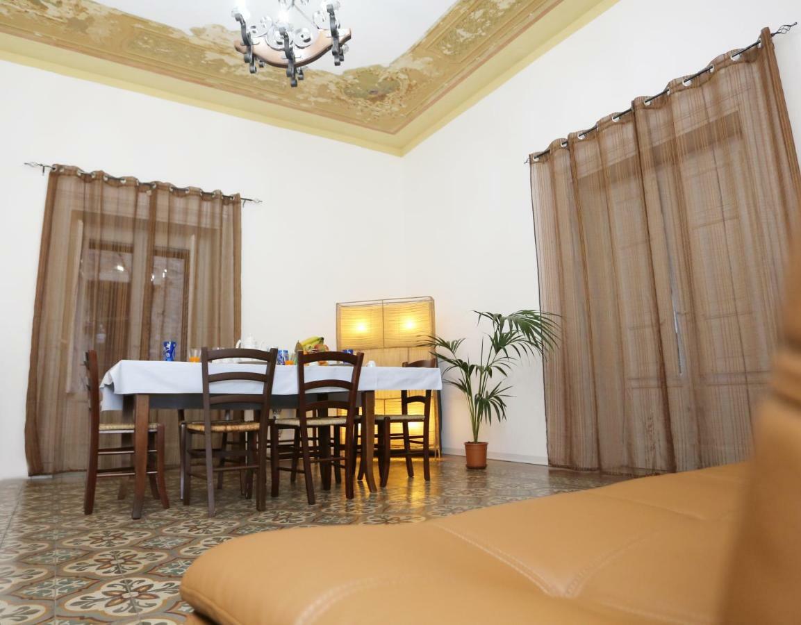 Rest And Go Bed & Breakfast Palermo Exterior foto