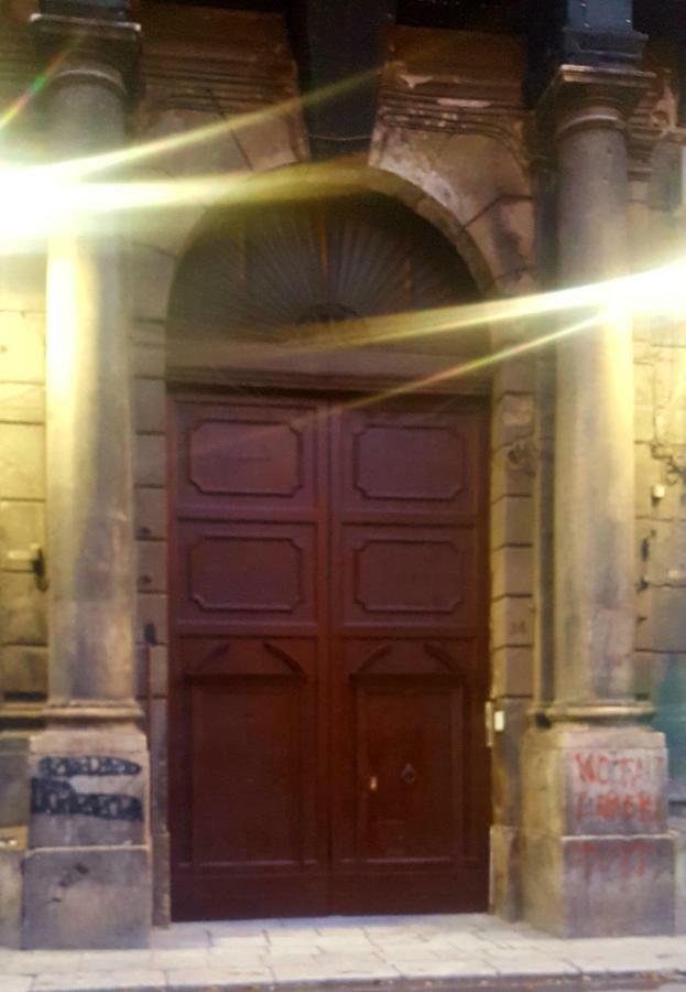 Rest And Go Bed & Breakfast Palermo Exterior foto